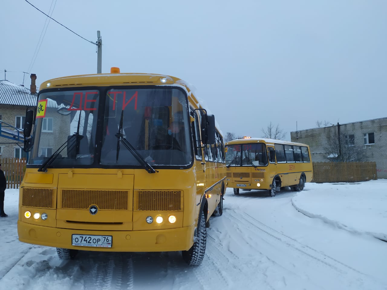 ​Новые школьные автобусы выходят на маршруты региона