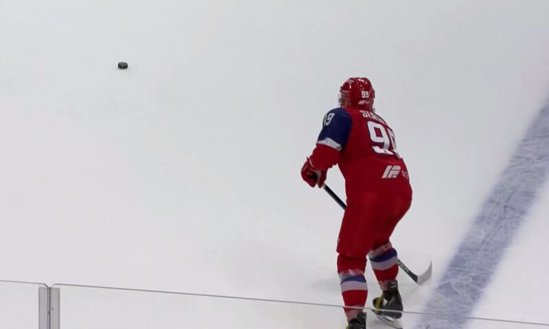 Нападающий Максим Шалунов стал одним из лидеров голосования на матч звезд КХЛ