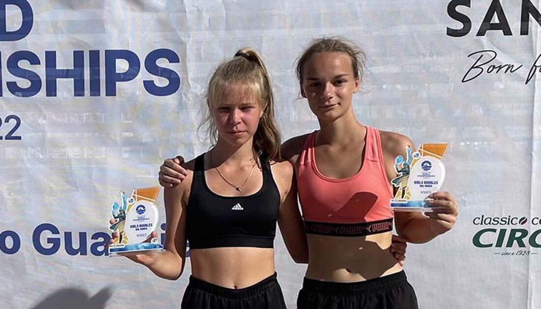 Рыбинские спортсменки Анастасия Степанюк и Диана Израйлева стали чемпионками мира по пляжному теннису