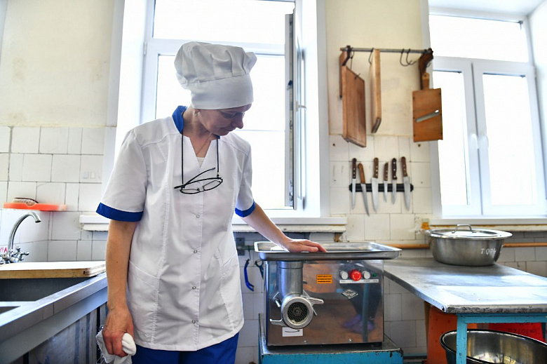 В детских садах Ярославля обновляют пищеблоки
