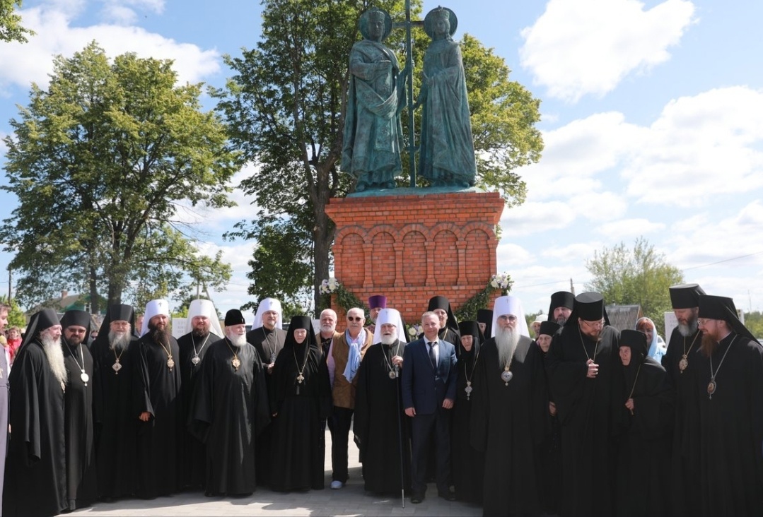 В Ростовском районе прошли торжества, посвященные 600-летию Годеновского креста