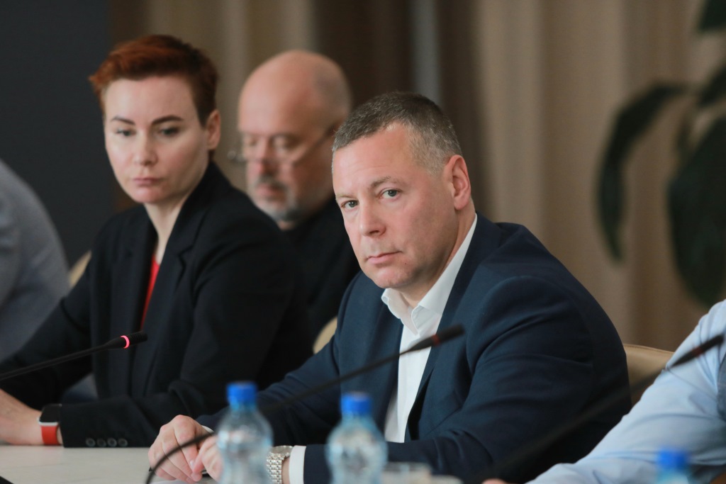 Михаил Евраев поддержал идею об оказании грантовой помощи на реализацию проектов в Акимовском районе
